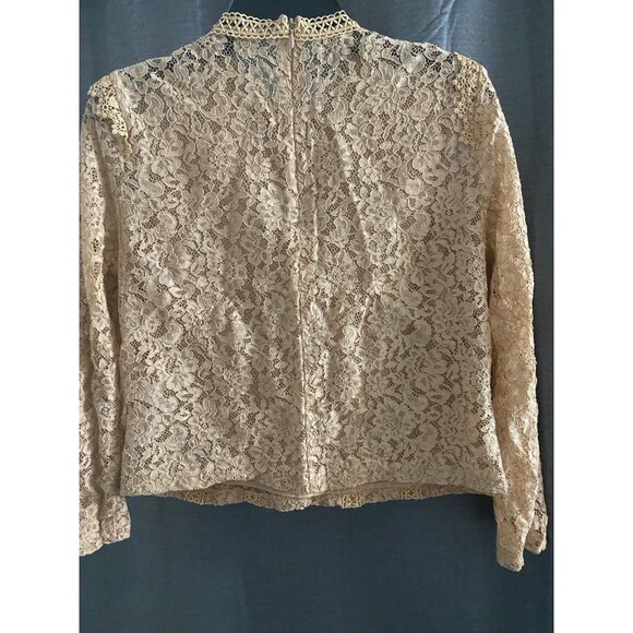 Zara long sleeve nude floral lace cropped top with zippered closure  | worn once - Picture 11 of 12